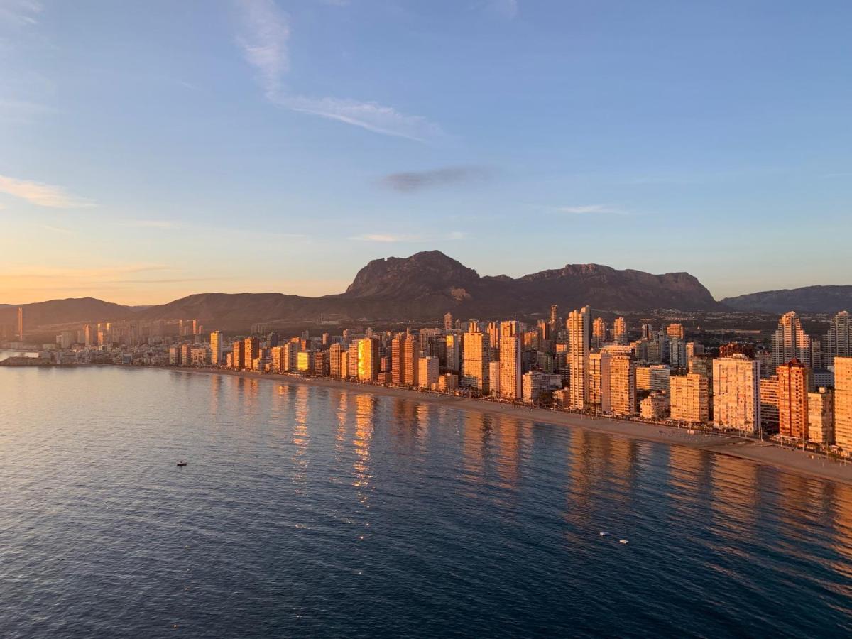 Apartamentos Benivistas Benidorm Exteriör bild